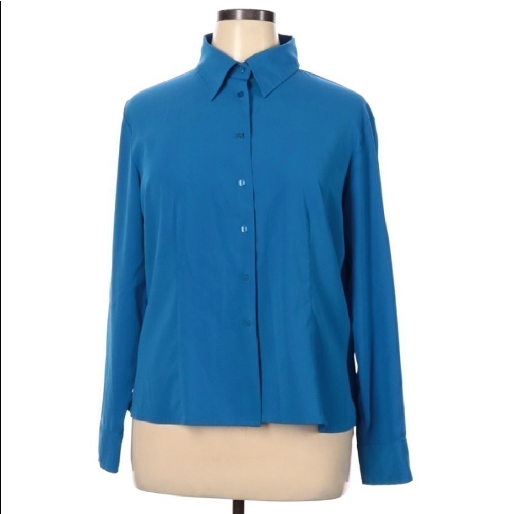 Button down blouse - Picture 1 of 3